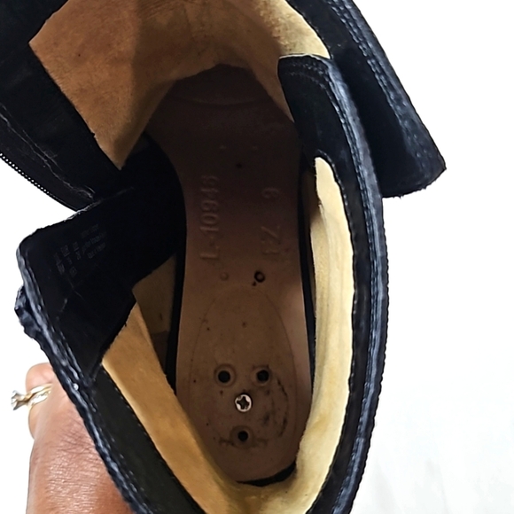 Naturalizer Black Leather Upper Ankle Boots Size 9 - Picture 6 of 8